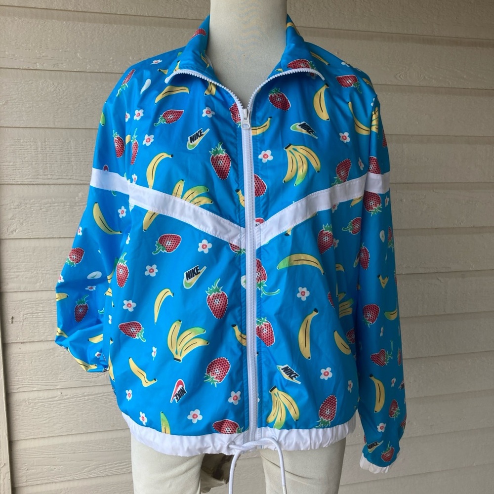 Nike Sportswear Womens Size Medium Banana Strawberry Blue Jacket  Windbreaker